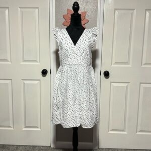 Ann Taylor Loft white, black floral eyelet mid length dress EXCELLENT CONDITION